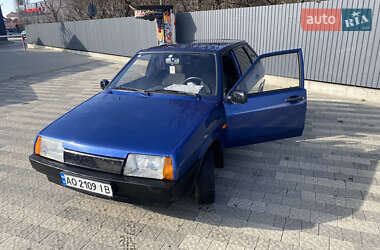 Хэтчбек ВАЗ / Lada 2109 2005 в Ужгороде