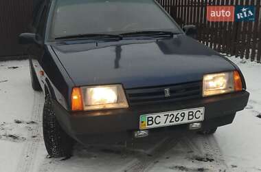 Хетчбек ВАЗ / Lada 2109 2005 в Великих Мостах