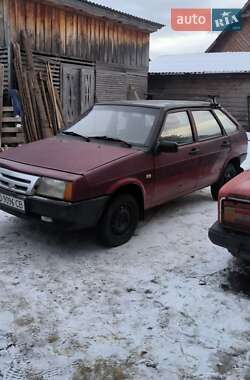 Хэтчбек ВАЗ 2109 1992 в 