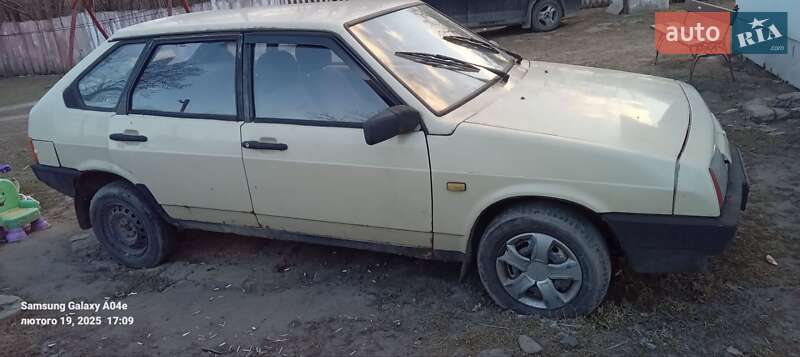 Хэтчбек ВАЗ / Lada 2109 1988 в Жовкве