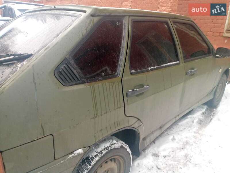 Хэтчбек ВАЗ / Lada 2109 1992 в Чернигове