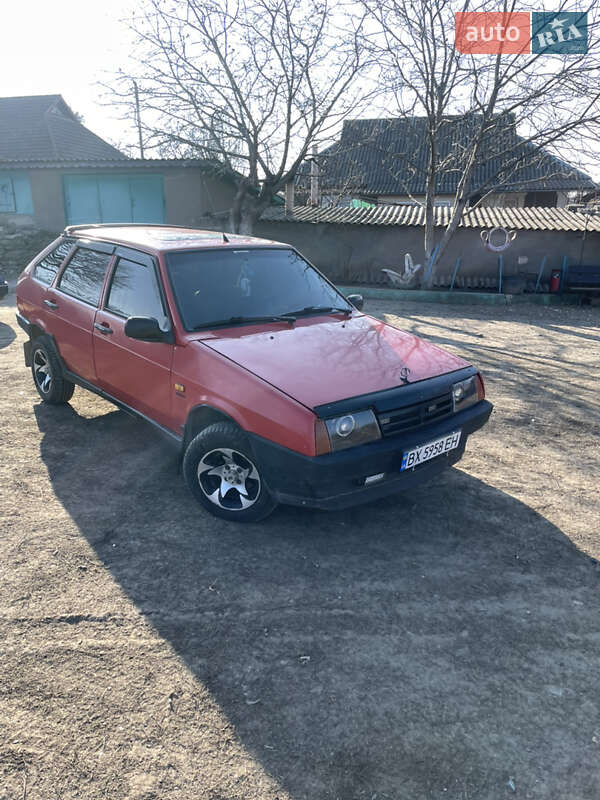 Хэтчбек ВАЗ / Lada 2109 1992 в Каменец-Подольском