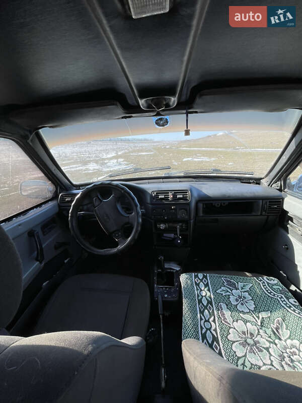 Хэтчбек ВАЗ / Lada 2109 1991 в Врадиевке