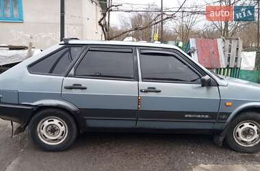 Хэтчбек ВАЗ 2109 2003 в 