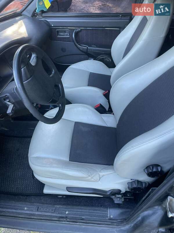 Хэтчбек ВАЗ / Lada 2109 1997 в Золочеве фото 16 Хэтчбек ВАЗ / Lada 2109 1997 в Золочеве