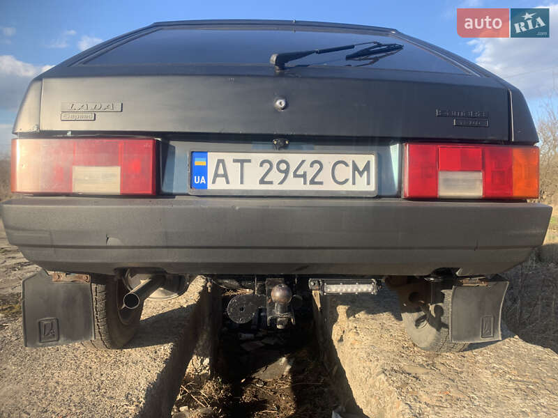 Хэтчбек ВАЗ / Lada 2109 2004 в Ивано-Франковске