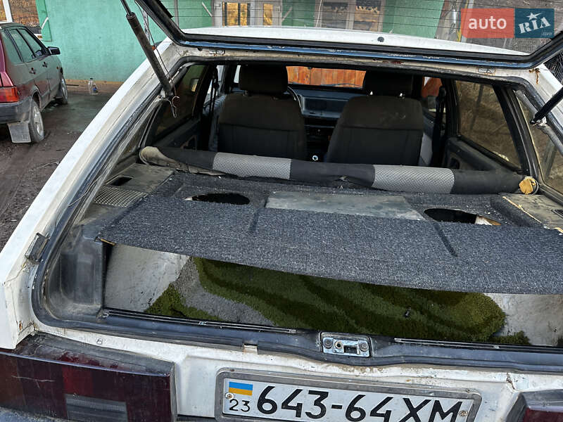 Хэтчбек ВАЗ / Lada 2109 1992 в Ивано-Франковске фото 2 Хэтчбек ВАЗ / Lada 2109 1992 в Ивано-Франковске