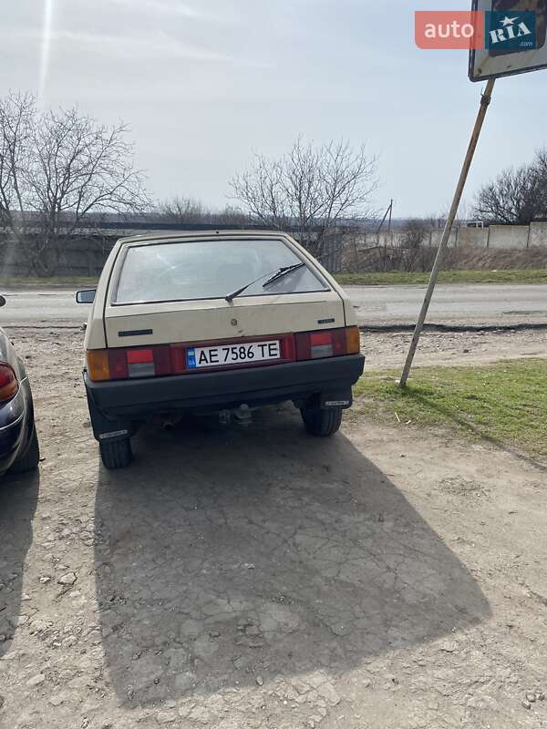 Хэтчбек ВАЗ / Lada 2109 1988 в Соленом