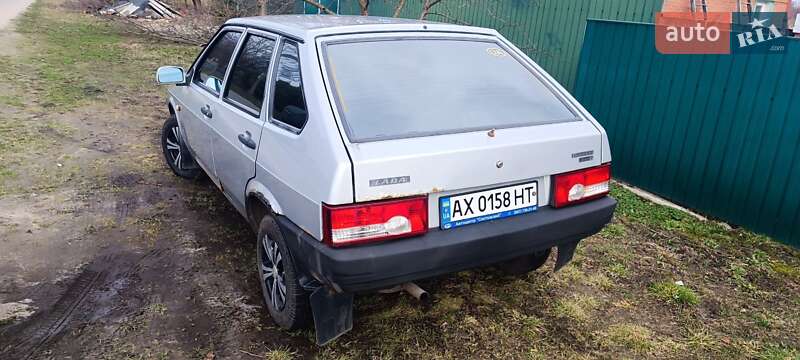 Хетчбек ВАЗ / Lada 2109 2003 в Чугуєві