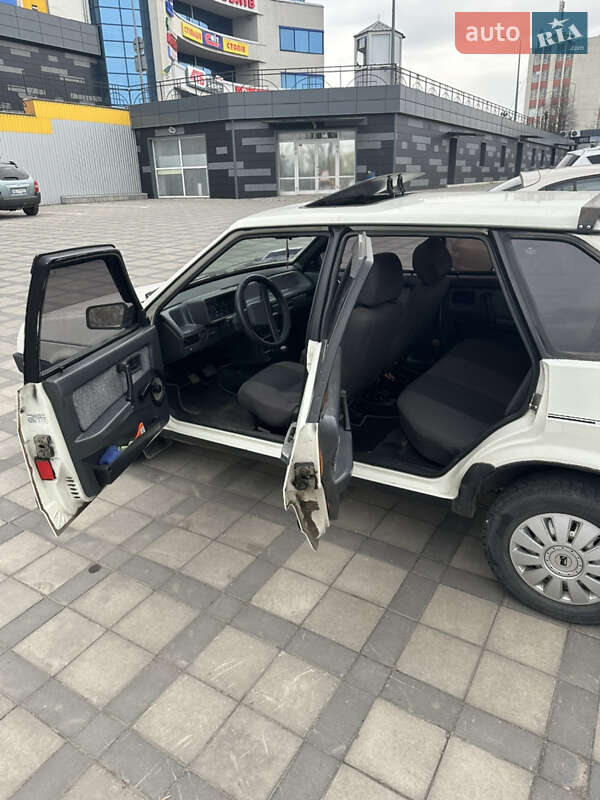 Хэтчбек ВАЗ / Lada 2109 1992 в Виннице