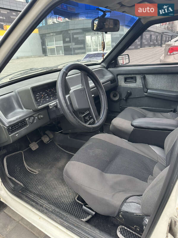 Хэтчбек ВАЗ / Lada 2109 1992 в Виннице