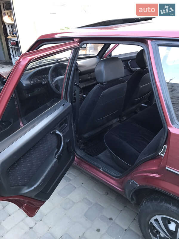 Хэтчбек ВАЗ / Lada 2109 1998 в Харькове