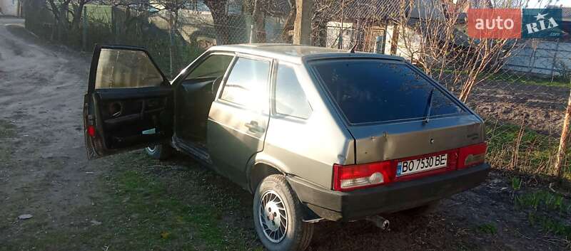 Хетчбек ВАЗ / Lada 2109 1993 в Золочеві