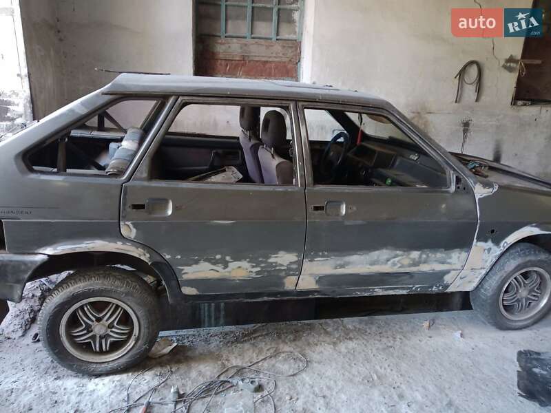 Хетчбек ВАЗ / Lada 2109 1991 в Захарівці