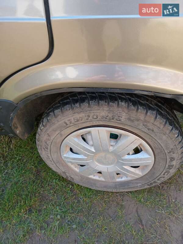 Хэтчбек ВАЗ / Lada 2109 2002 в Старом Самборе фото 2 Хэтчбек ВАЗ / Lada 2109 2002 в Старом Самборе