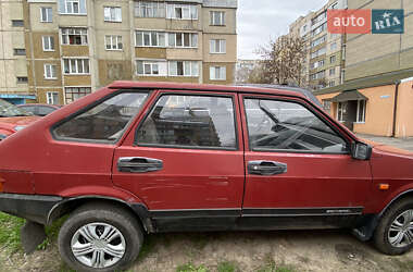 Хэтчбек ВАЗ 2109 1992 в 