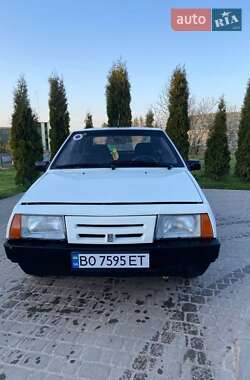 Хэтчбек ВАЗ 2109 1992 в 