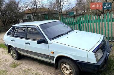Хэтчбек ВАЗ 2109 1991 в 
