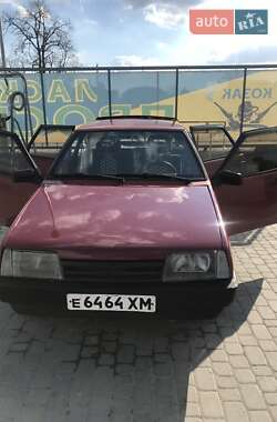 Хэтчбек ВАЗ 2109 1992 в 