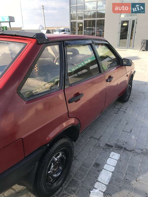 Хэтчбек ВАЗ / Lada 2109 1992 в Каменец-Подольском