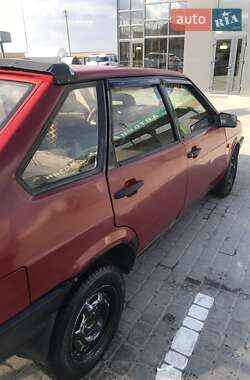 Хэтчбек ВАЗ 2109 1992 в 