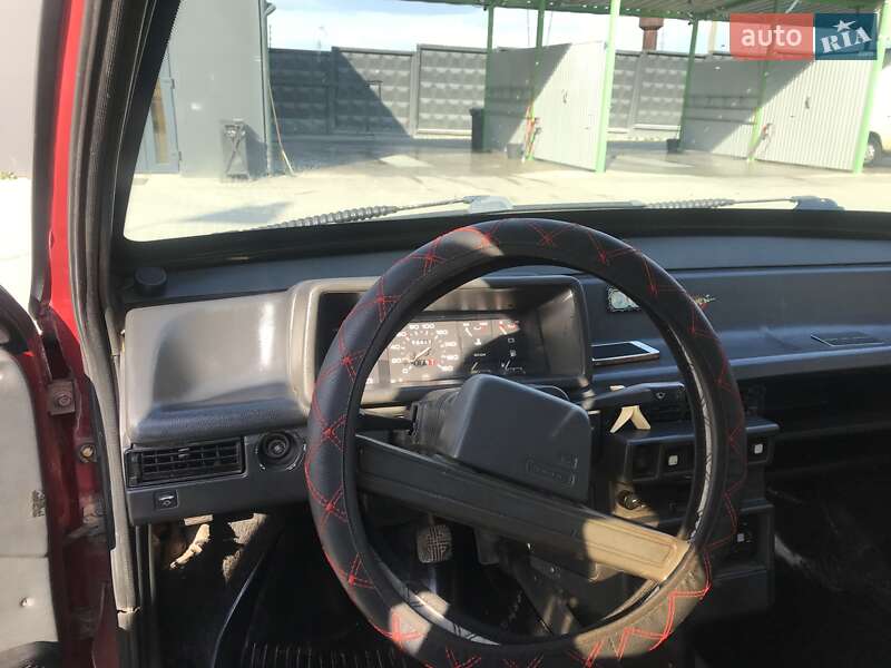 Хэтчбек ВАЗ / Lada 2109 1992 в Каменец-Подольском