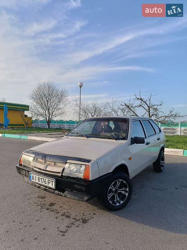 Хэтчбек ВАЗ / Lada 2109 1988 в Володарке