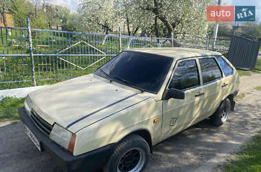 Хэтчбек ВАЗ 2109 1995 в 