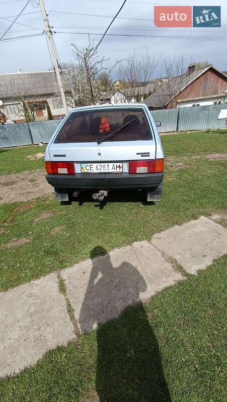 Хэтчбек ВАЗ / Lada 2109 2004 в Черновцах