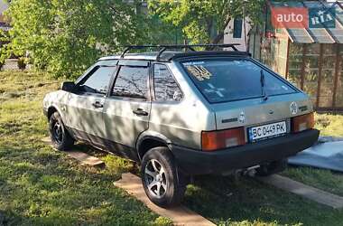 Хэтчбек ВАЗ 2109 1992 в 