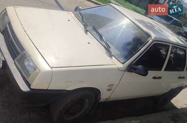 Хэтчбек ВАЗ 2109 1990 в Полтаве