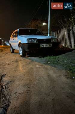 Хэтчбек ВАЗ 2109 1998 в 