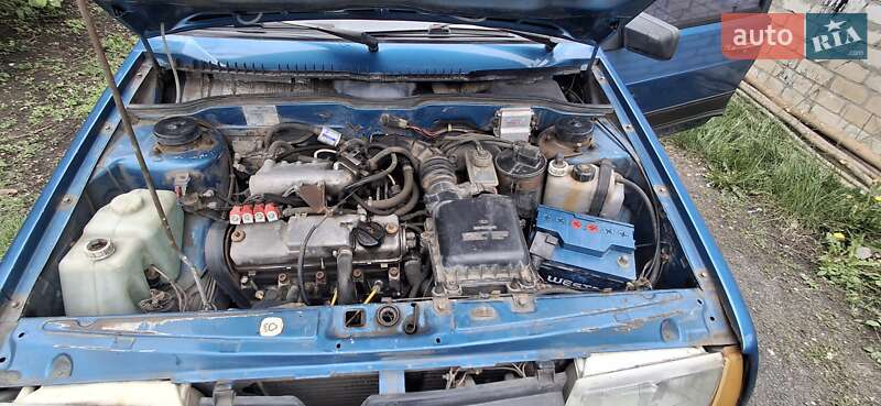 Хэтчбек ВАЗ / Lada 2109 2000 в Харькове фото 12 Хэтчбек ВАЗ / Lada 2109 2000 в Харькове