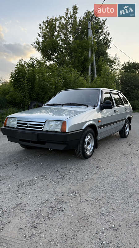 Хетчбек ВАЗ / Lada 2109 1998 в 
