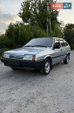 Хетчбек ВАЗ / Lada 2109 1998 в 