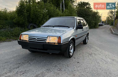 Хетчбек ВАЗ / Lada 2109 1998 в 