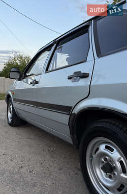 Хетчбек ВАЗ / Lada 2109 1998 в 