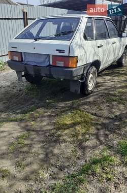 Хэтчбек ВАЗ 2109 1988 в 