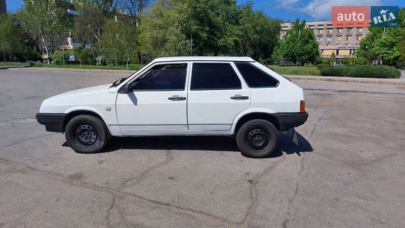Хэтчбек ВАЗ / Lada 2109 2006 в Запорожье