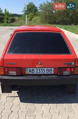 Хэтчбек ВАЗ 2109 1990 в 