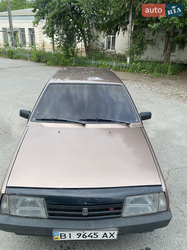 Хетчбек ВАЗ / Lada 2109 1996 в Кобеляках фото 3 Хетчбек ВАЗ / Lada 2109 1996 в Кобеляках