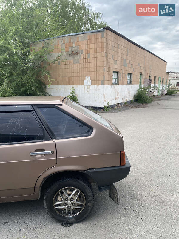 Хетчбек ВАЗ / Lada 2109 1996 в Кобеляках фото 10 Хетчбек ВАЗ / Lada 2109 1996 в Кобеляках