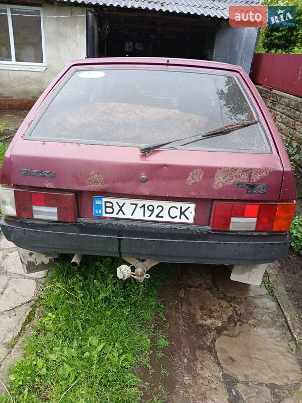 Хэтчбек ВАЗ / Lada 2109 2001 в Хмельницком