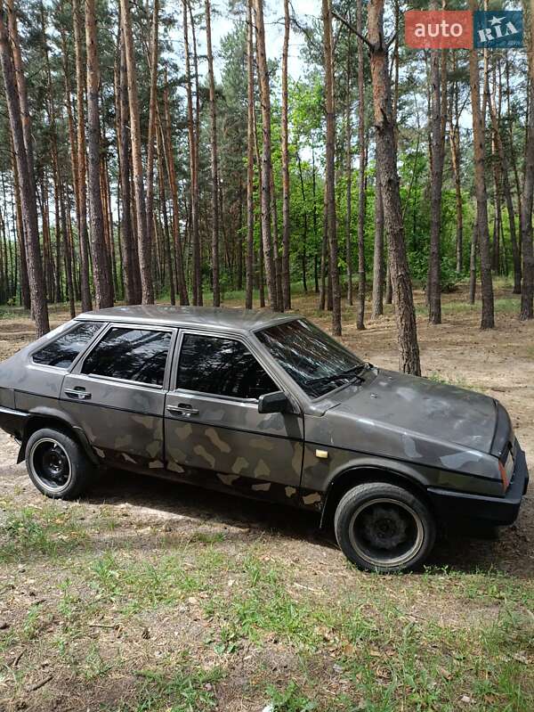 Хетчбек ВАЗ / Lada 2109 2002 в Краснокутську фото 7 Хетчбек ВАЗ / Lada 2109 2002 в Краснокутську