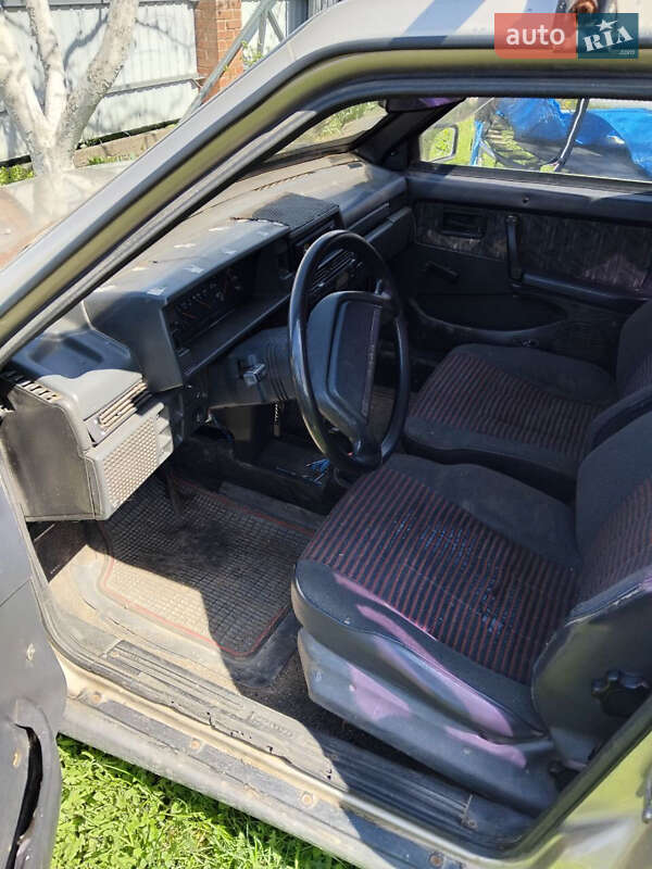 Хэтчбек ВАЗ / Lada 2109 1999 в Львове