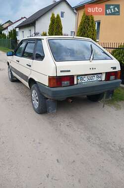 Хэтчбек ВАЗ 2109 1992 в 