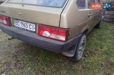 Хэтчбек ВАЗ 2109 1992 в 