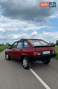 Хэтчбек ВАЗ 2109 1993 в 