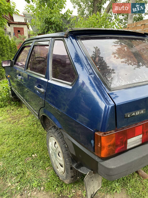 Хэтчбек ВАЗ / Lada 2109 2005 в Черкассах