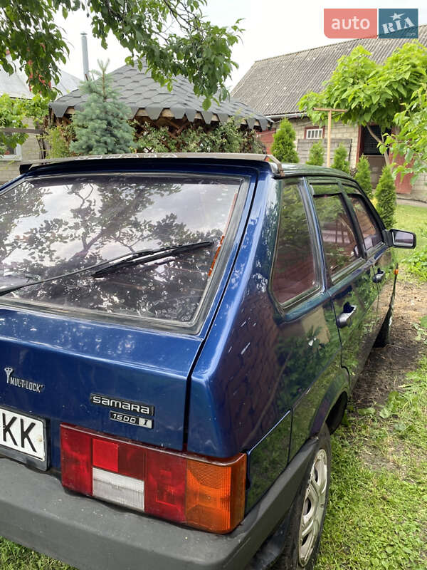 Хэтчбек ВАЗ / Lada 2109 2005 в Черкассах